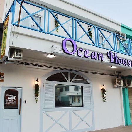 Ocean House Albergue Semporna Exterior foto