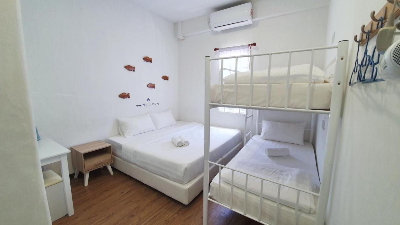 Ocean House Albergue Semporna Exterior foto