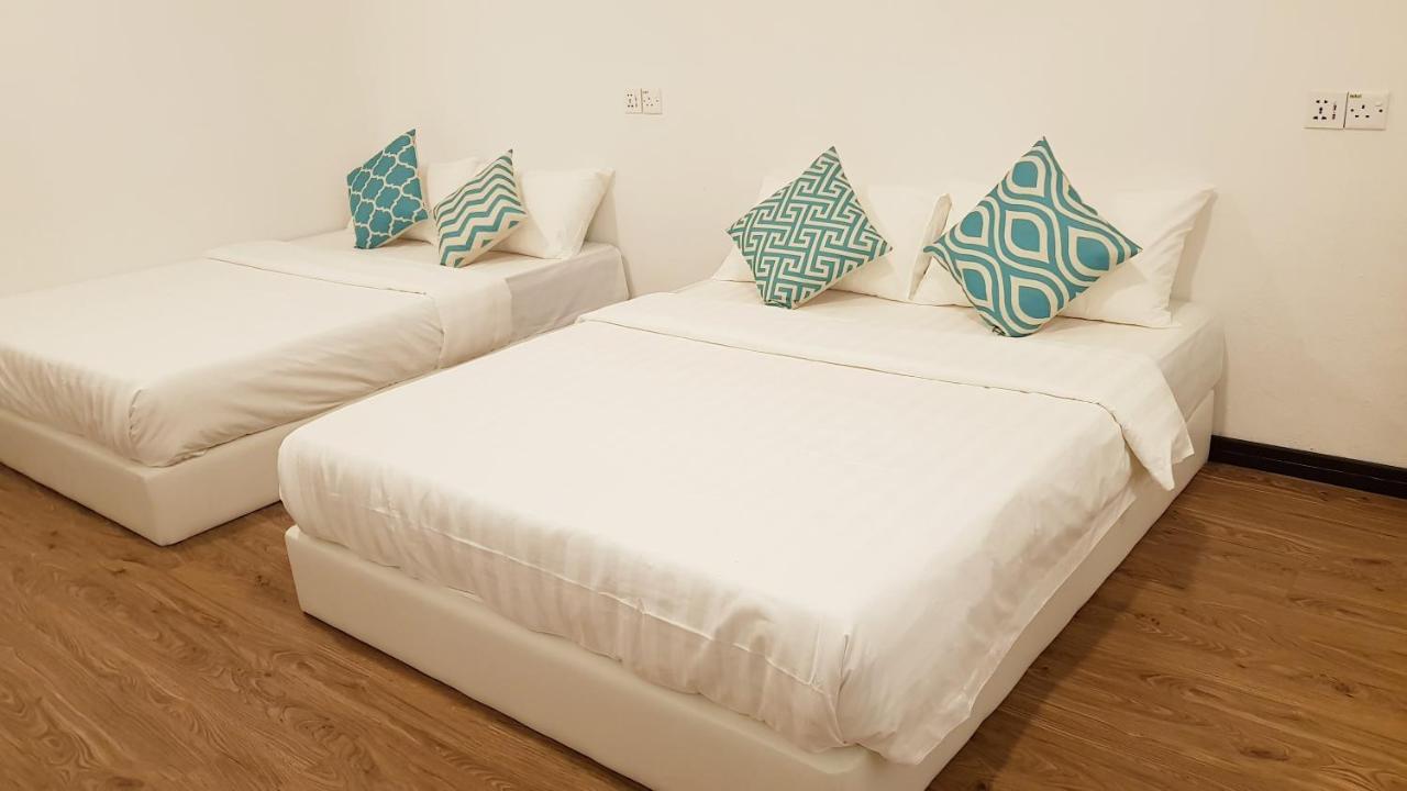 Ocean House Albergue Semporna Exterior foto